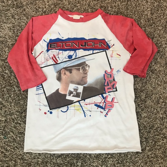 Vintage Tops - 1982 Elton John Jump Up North American Tour Raglan